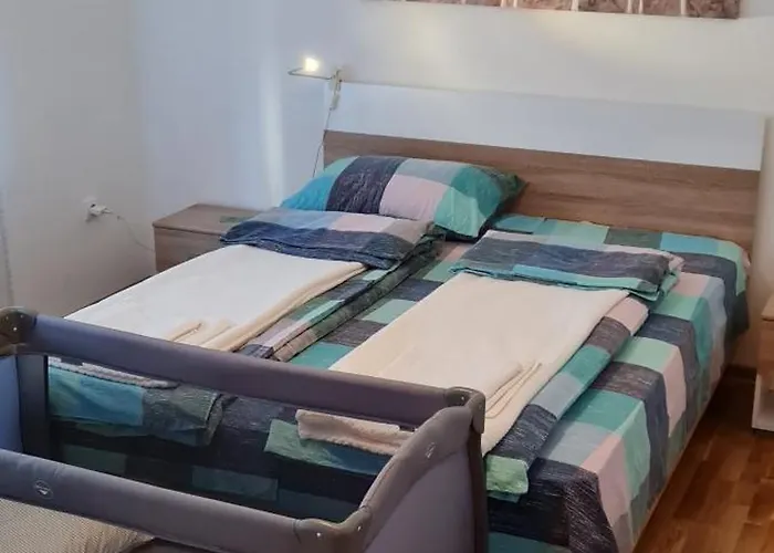 Kuca Badnjar 아파트