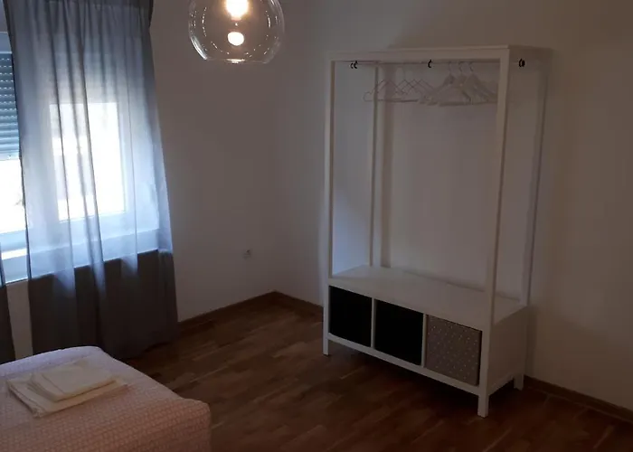 Kuca Badnjar 아파트