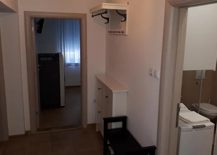 Kuca Badnjar 아파트